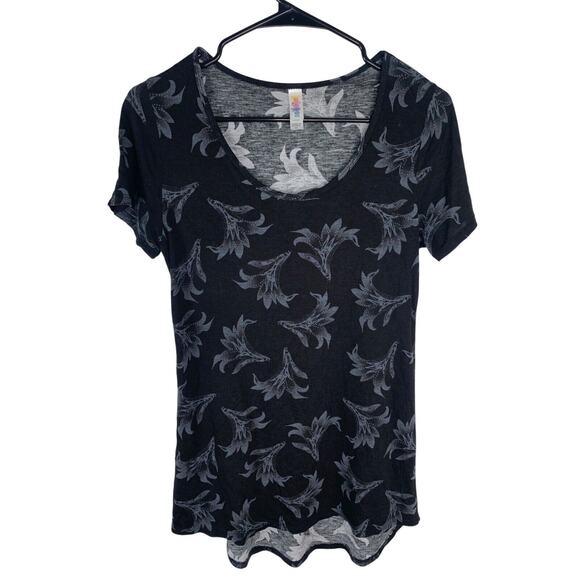 Lularoe Black & Gray Floral T-Shirt XS 100% Rayon Womens Casual Short Sleeve Top - Picture 1 of 6